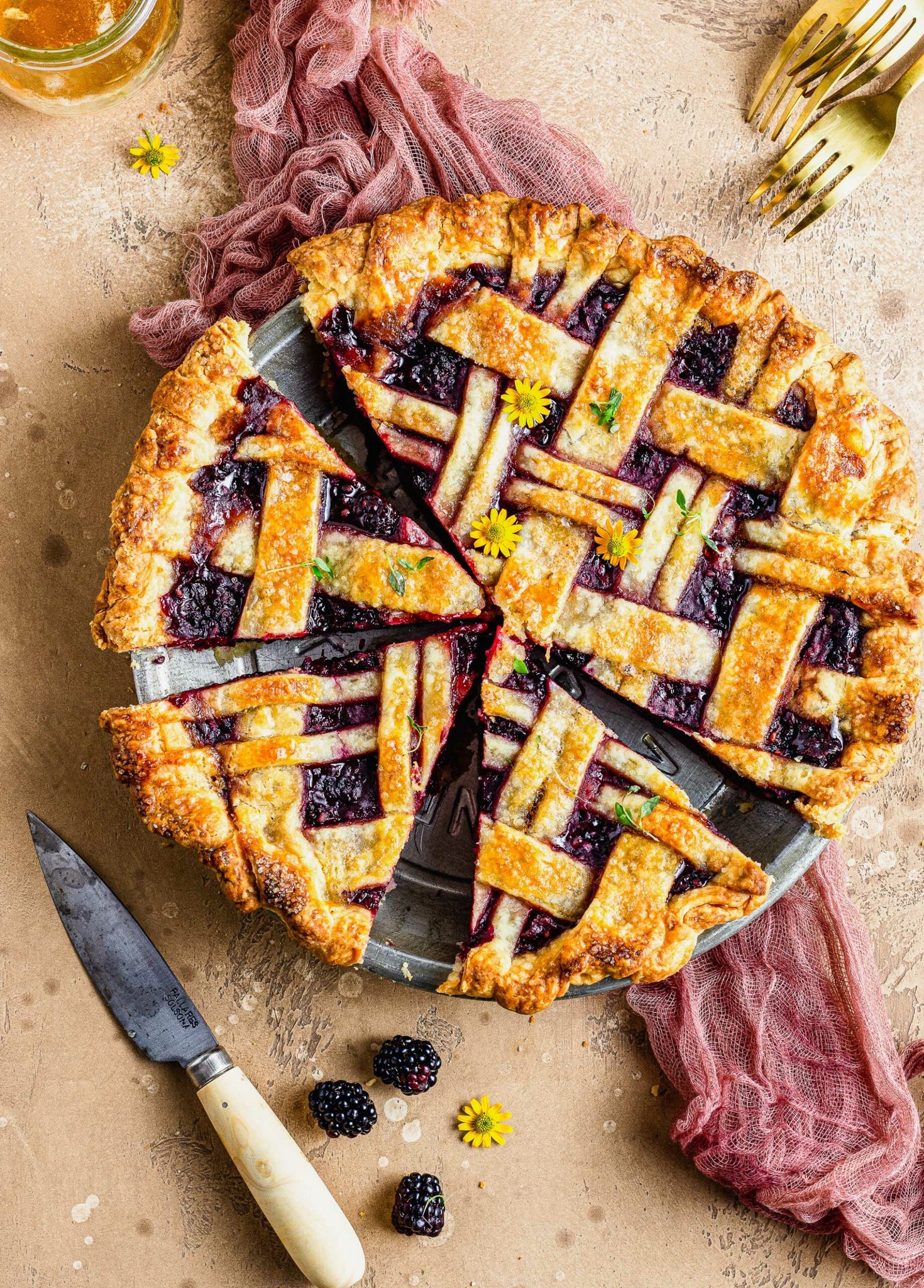 Honey Thyme Blackberry Pie